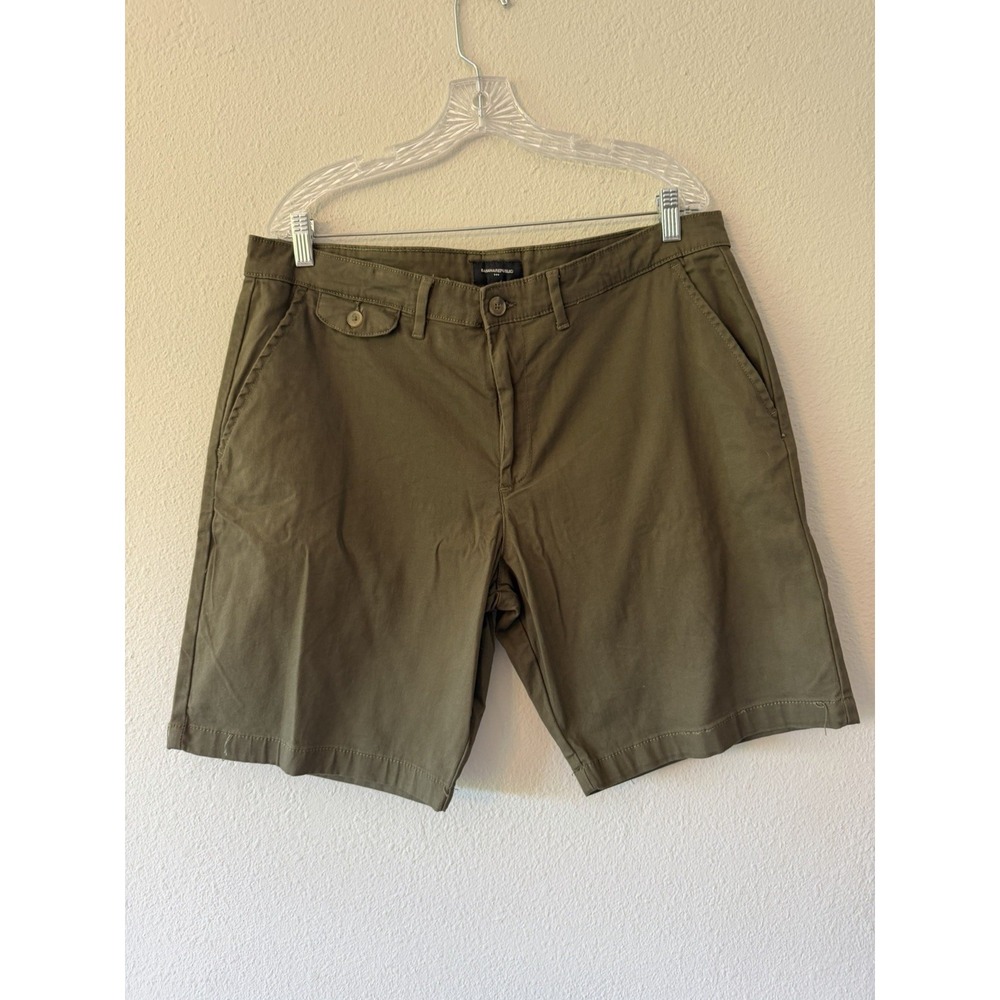 Banana Republic Mens Surplus Twill Short,‎ Size 36 Length 8.5 Green